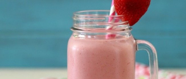 Ванильно-ягодный смузи