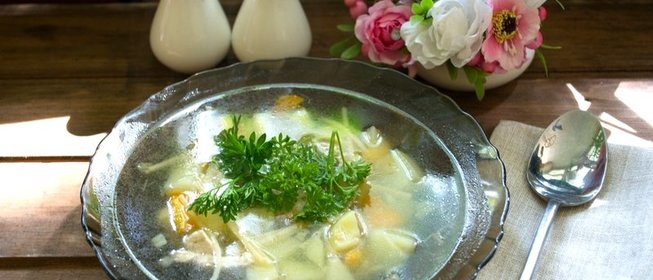 Куриный суп с лапшой