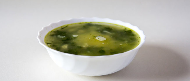 Куриный суп со шпинатом