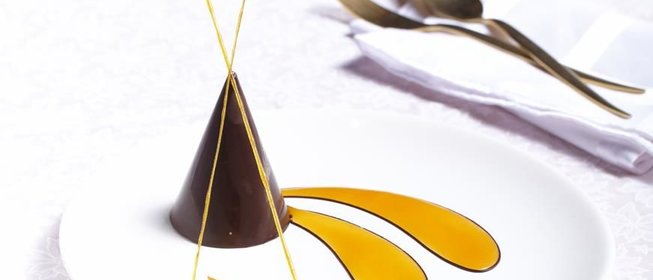 Шоколадные конусы «Белый кофе» от Николя Буссена