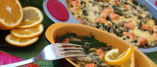 Запеканка с рисом,сёмгой и спаржевой фасолью