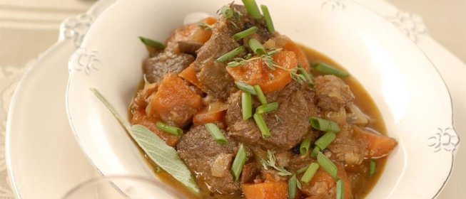 Говядина бургиньон