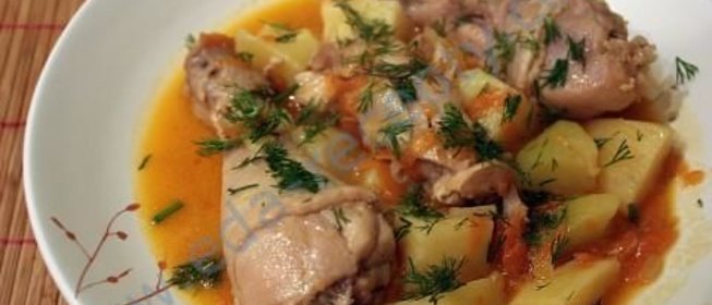 Картошка тушеная с курицей