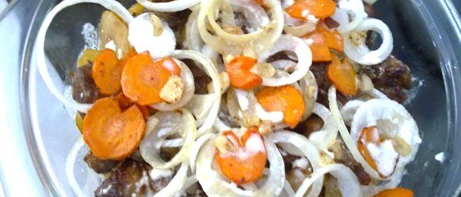 Свинина с овощами по‑грузински