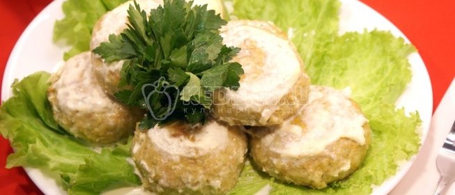 Салат с кальмарами