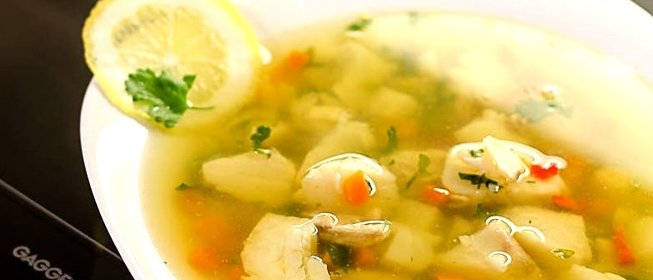 Прозрачный рыбный суп