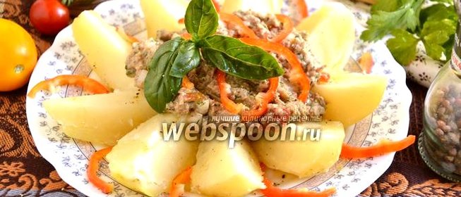 Картофель с соусом из сайры
