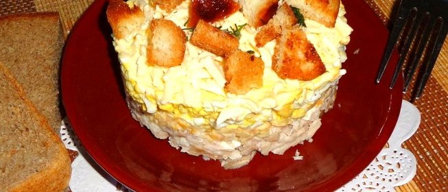 Салат с рыбой и нутом