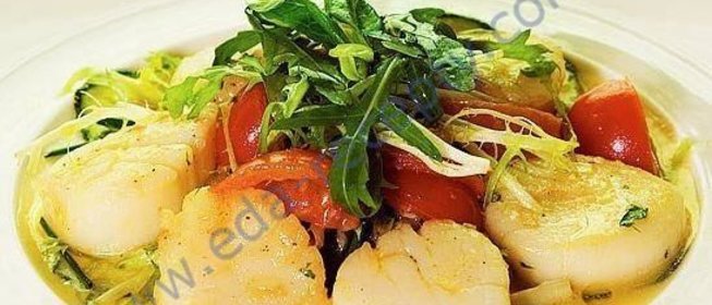 Салат из морских гребешков