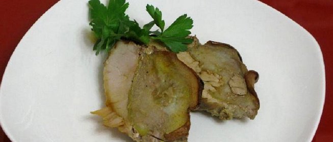 Свинина запеченная с грушей