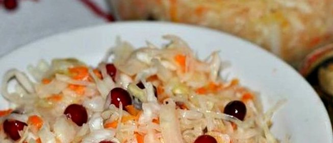 Засолка капусты с клюквой