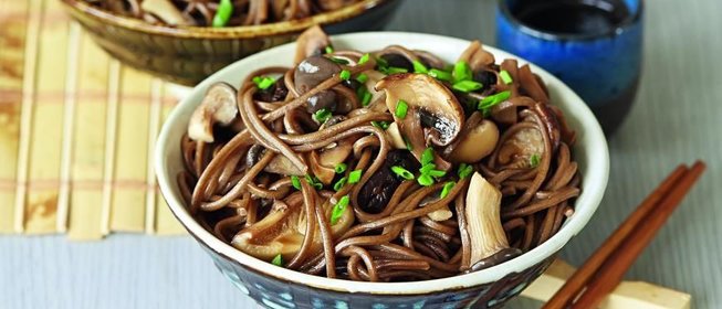 Гречневая лапша с грибами