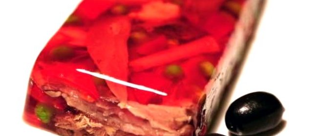 Язык под желе