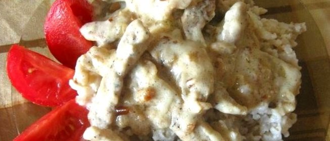 Свинина в сметане на сковороде