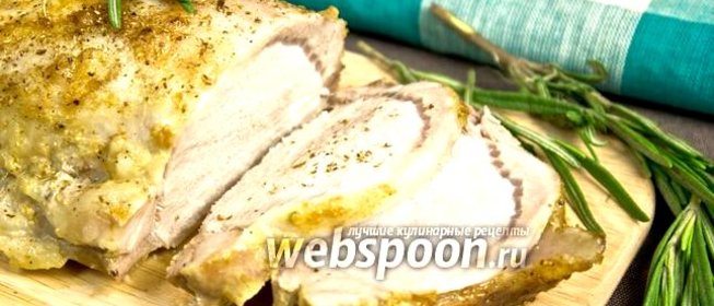 Запечённая свинина в яблоках и розмарине