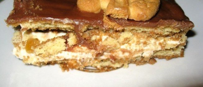 Быстрый кофейный торт с творожным кремом