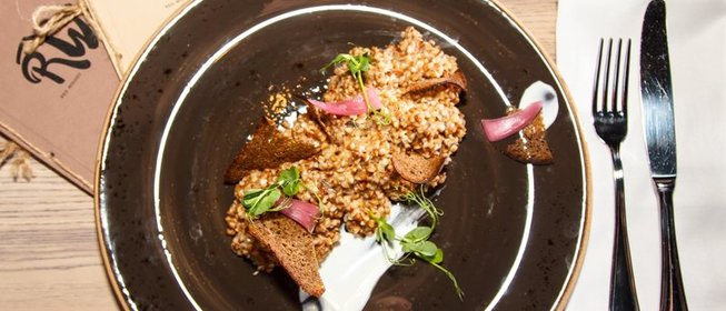 Сливочная гречка с говяжьим языком