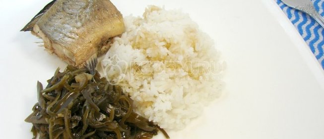 Терпуг в пароварке с салатом из морской капусты