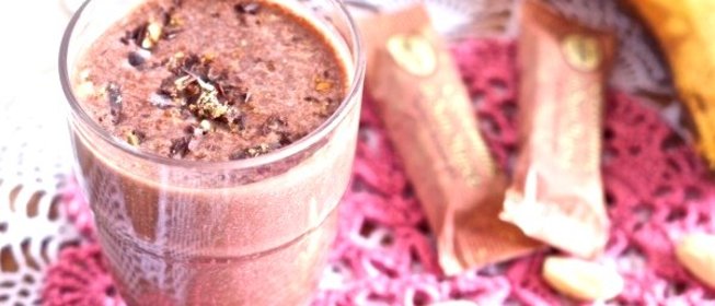 Шоколадно-миндальный смузи