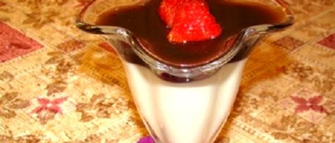 Птичье молоко под вишневым желе