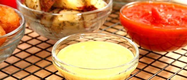 Острый горчичный соус с медом и чесноком
