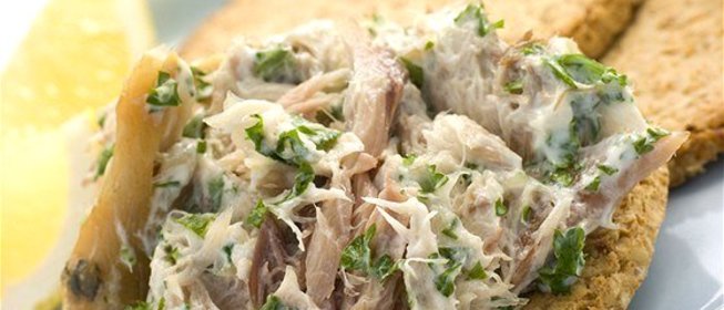 Рыбный паштет с чесноком и лимоном