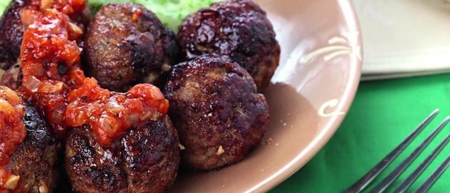 Коктейль из проростков золотистой фасоли, манго и огурца