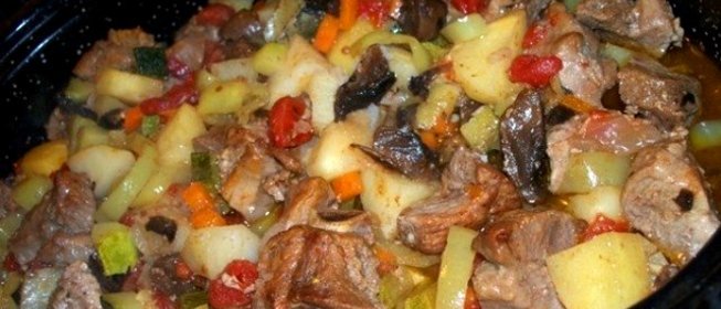 Говядина с грибами в духовке