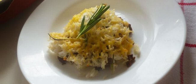 Запеканка из риса с фаршем для детей