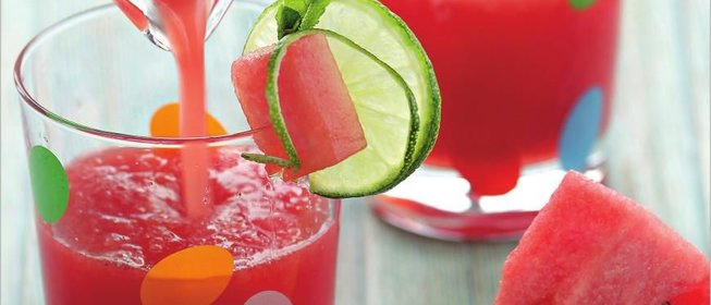 Коктейль из арбуза и лайма