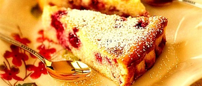 Творожная запеканка с брусникой