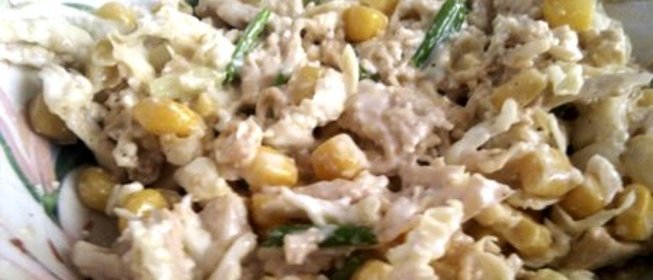 Белковый салат с курицей