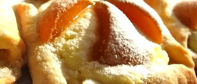 Творожное тесто с абрикосами
