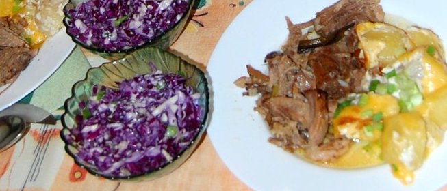 Пряная свинина со жгуче-острыми перцами чипотле