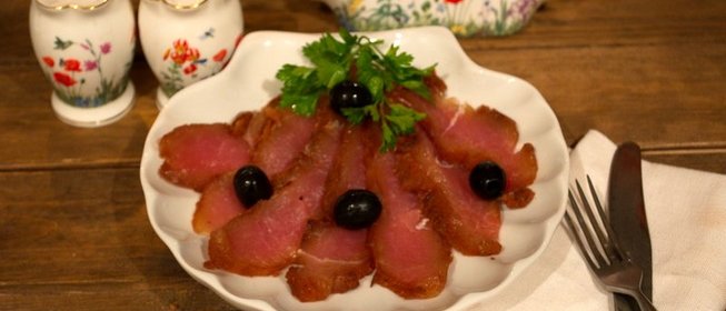 Балык из вяленой индейки