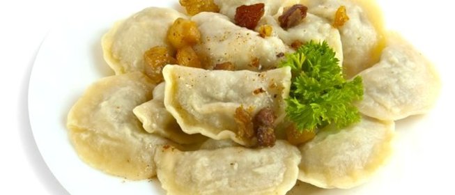Вареники с шкварками