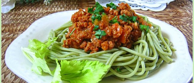 Лапша Зеленый чай с мясным соусом