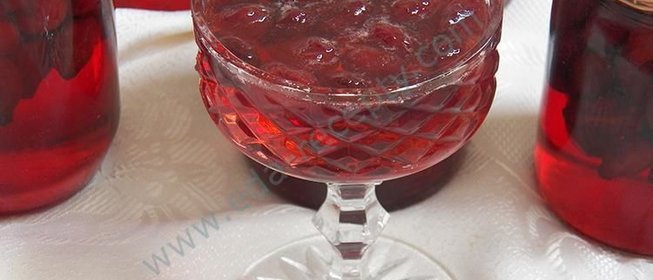 Варенье из кизила с косточками на зиму