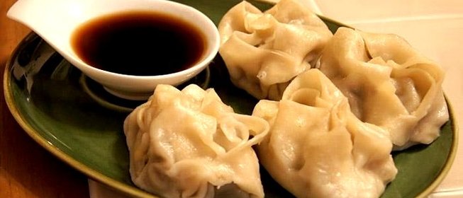 Манты с консервированными грибами