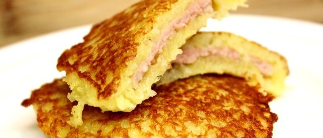 Картофельные блины с мясом