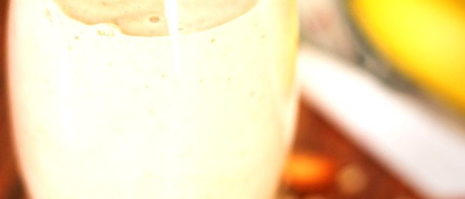 Бананово-овсяный смузи