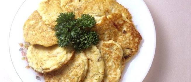 Оладьи из сладкой кукурузы к мясу на гриле