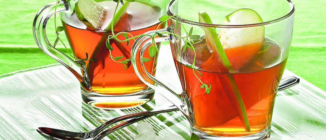 Чай с яблоками и тимьяном