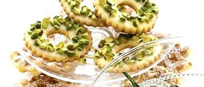 Лимонные колечки с фисташками