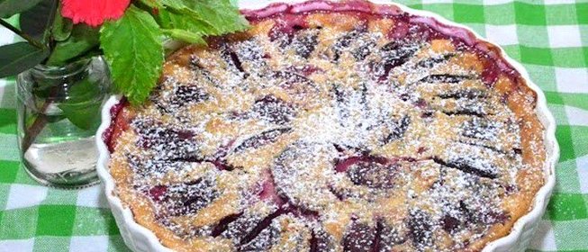 Запеканка со сливами