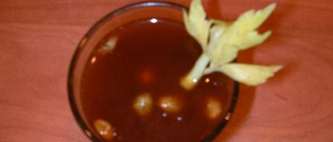 Домашний квас из ржаного черного хлеба