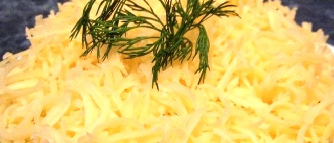 Салат с куриной грудкой, огурцами и болгарским перцем