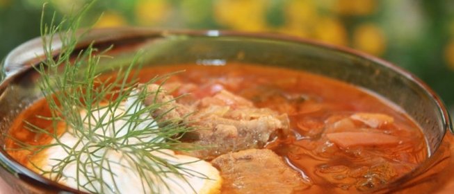 Борщ с виноградными листьями