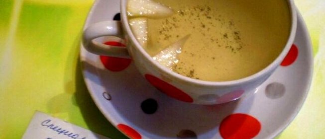 Зеленый чай с мятой и яблоком