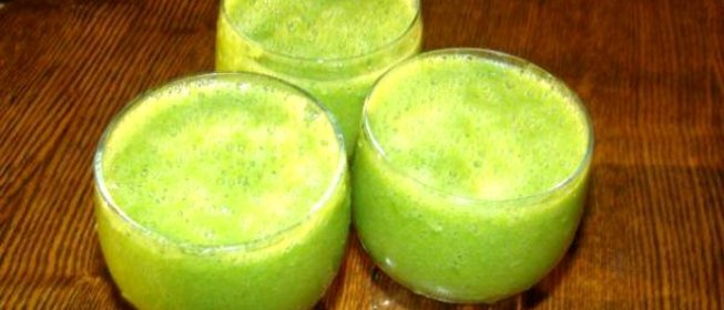 Томатный коктейль с авокадо